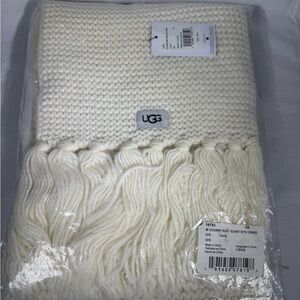 UGG - Chunky Knit Scarf with Fringe - Ivory